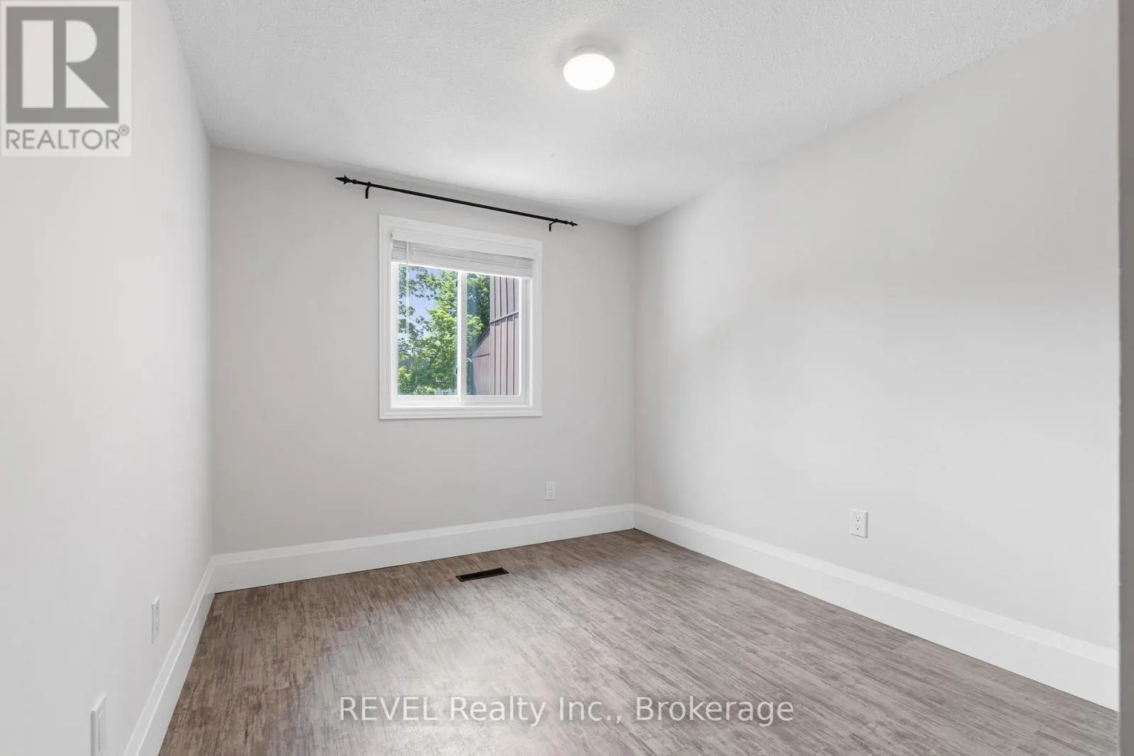 109 - 45 MARKSAM ROAD, #109