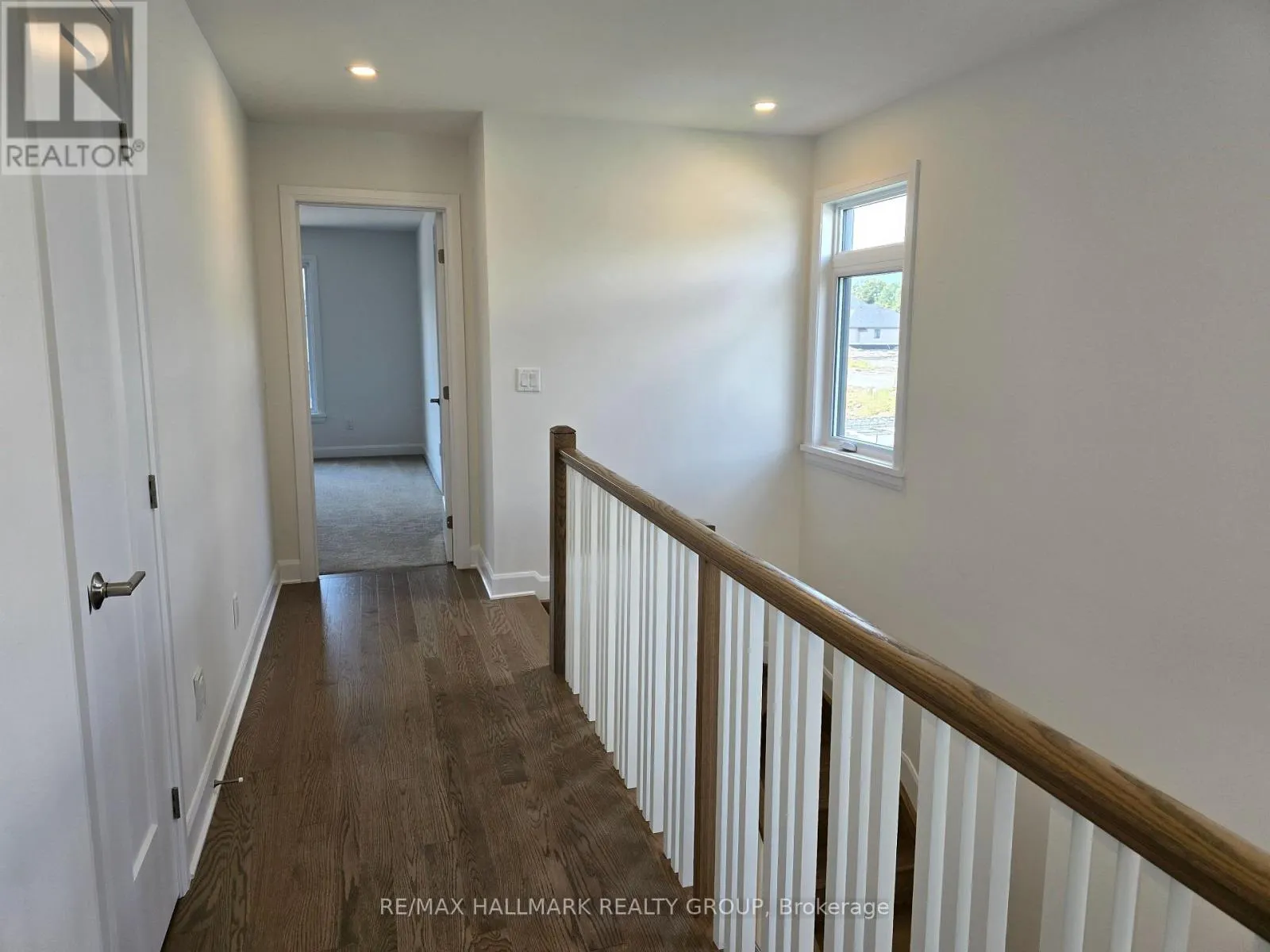 1328 WHITLOW GRASS WAY