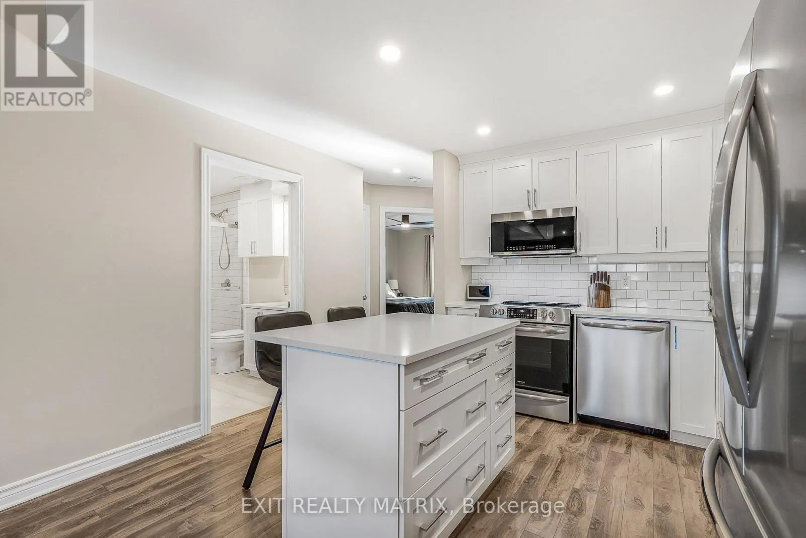 203 - 225 SPENCE AVENUE