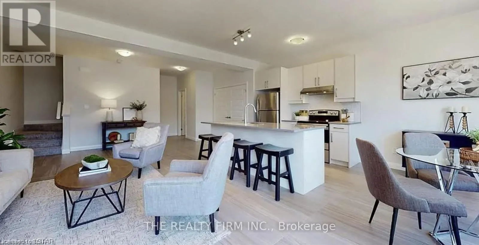 7 - 30-819 KLEINBURG DRIVE, #7