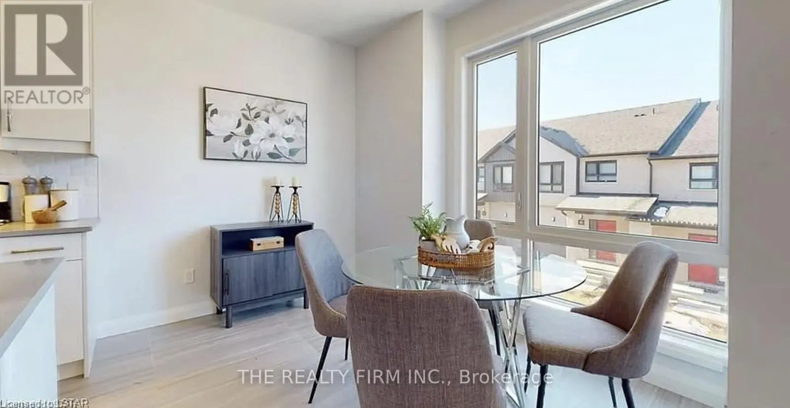 7 - 30-819 KLEINBURG DRIVE, #7