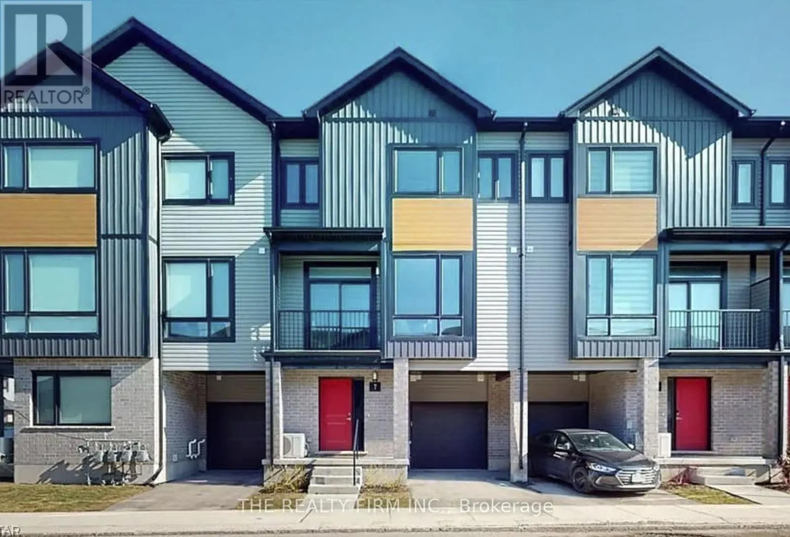 7 - 30-819 KLEINBURG DRIVE, #7