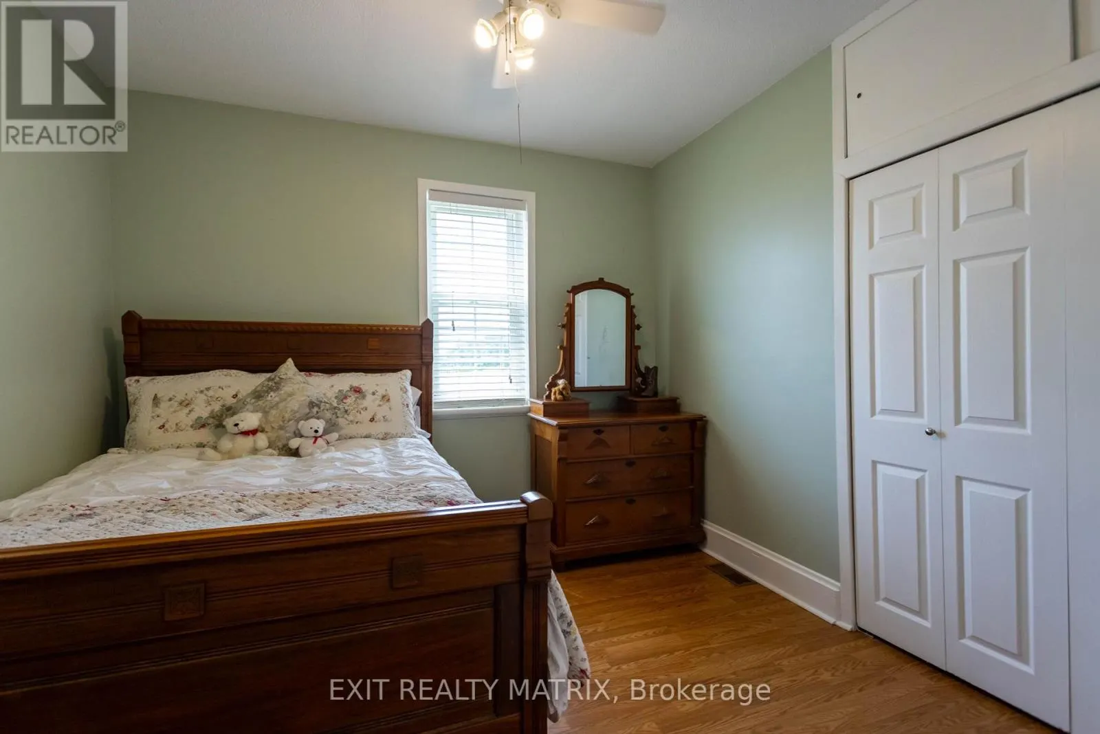 1467 WADE ROAD
