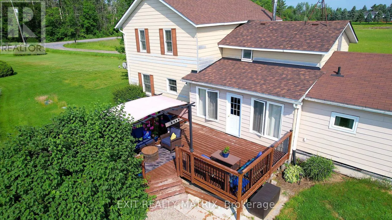 1467 WADE ROAD