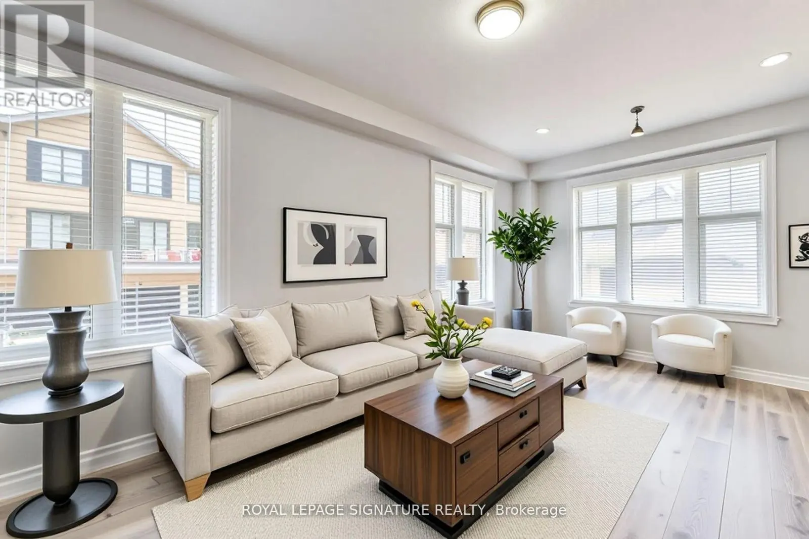 37 - 10 BIRMINGHAM DRIVE