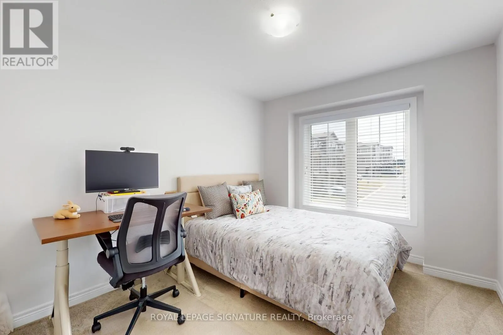37 - 10 BIRMINGHAM DRIVE