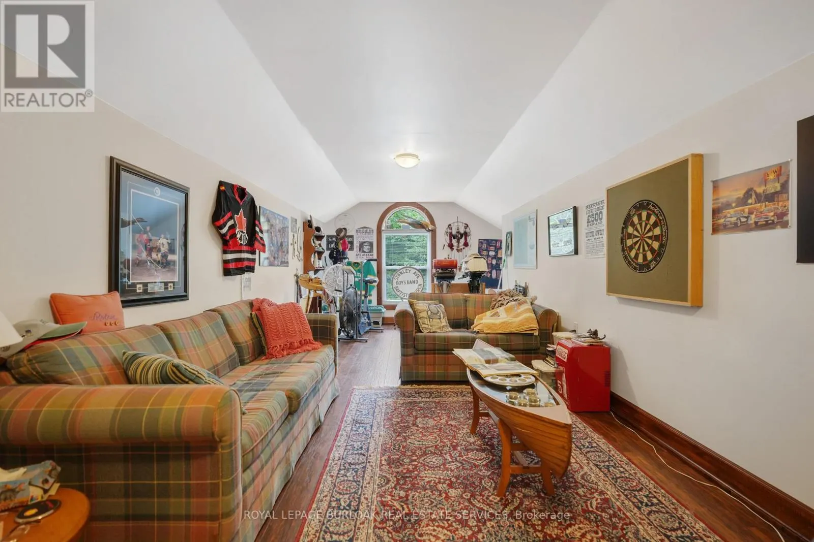 36 MANITOUWABING ESTATES ROAD