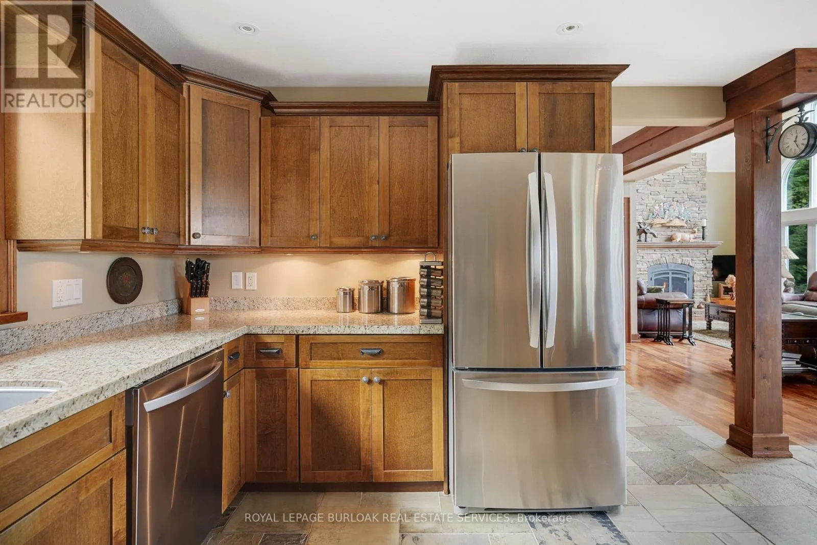 36 MANITOUWABING ESTATES ROAD