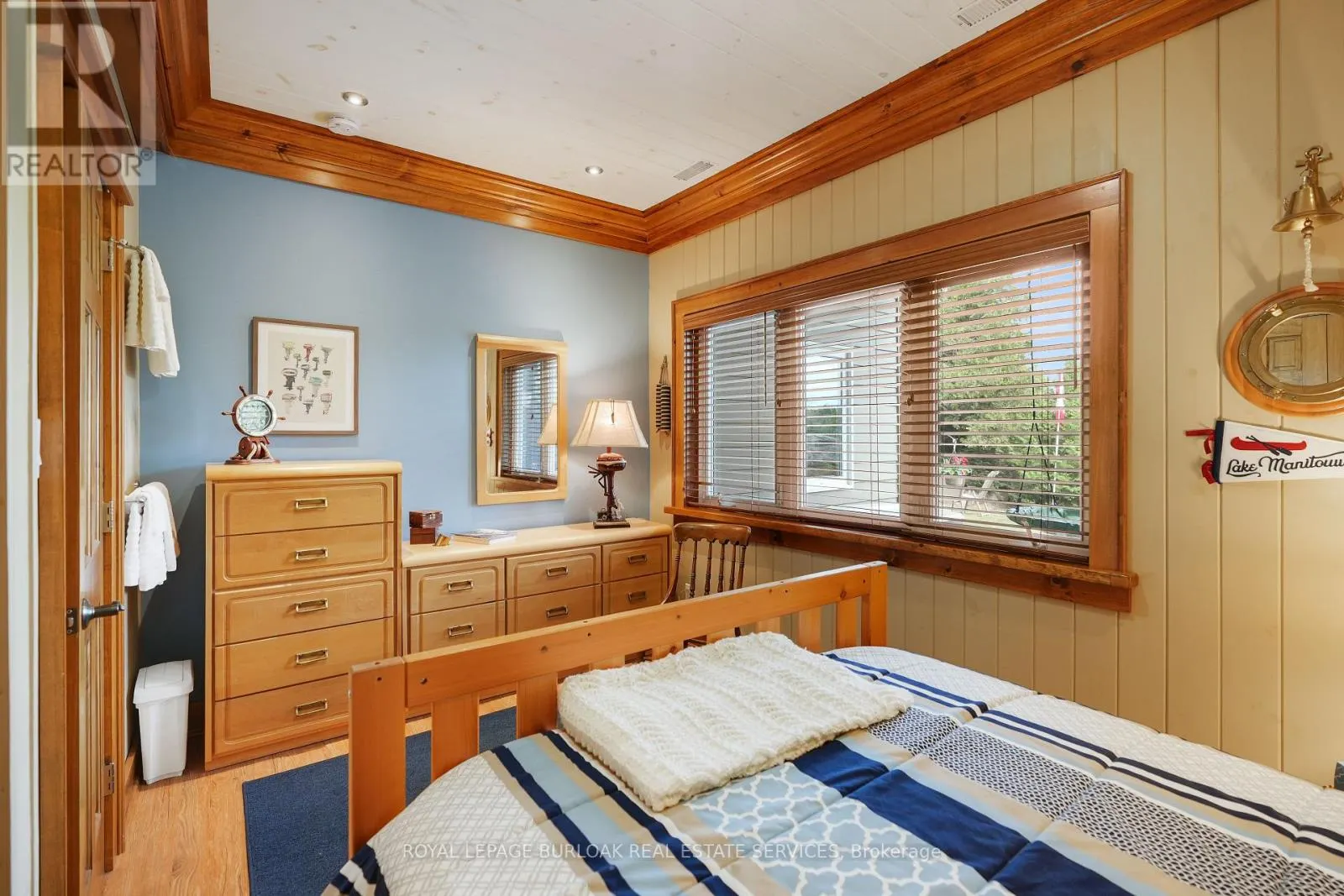 36 MANITOUWABING ESTATES ROAD