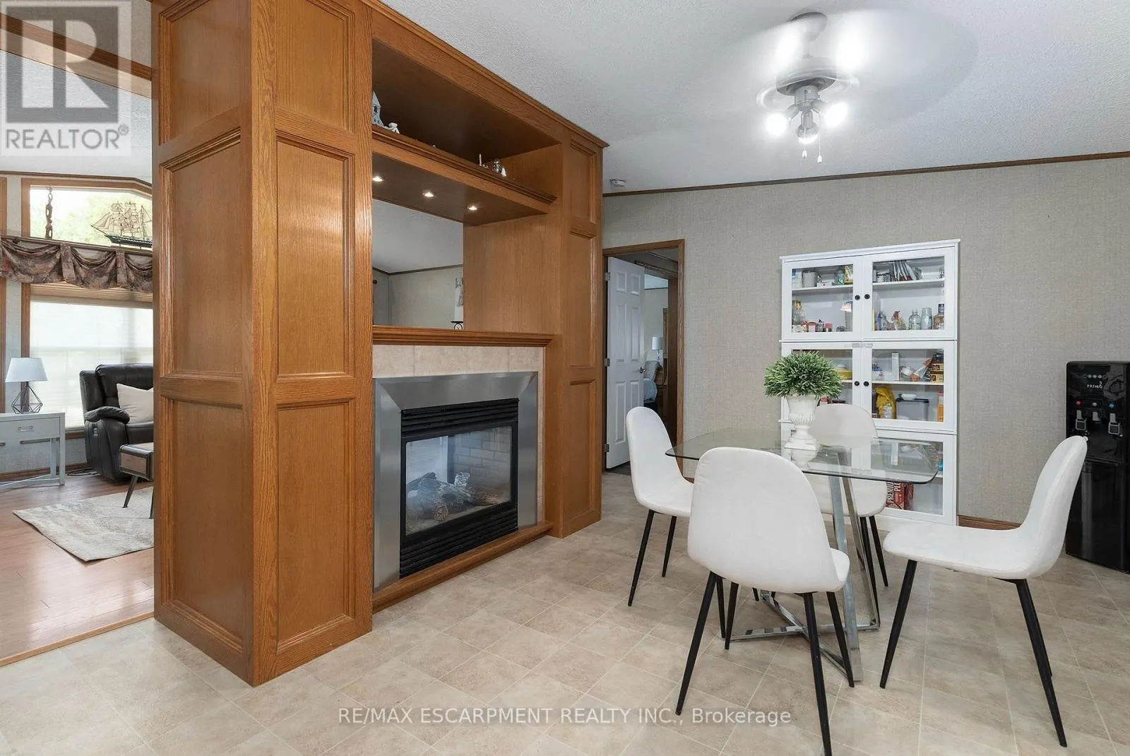 1161 4TH CON ROAD W