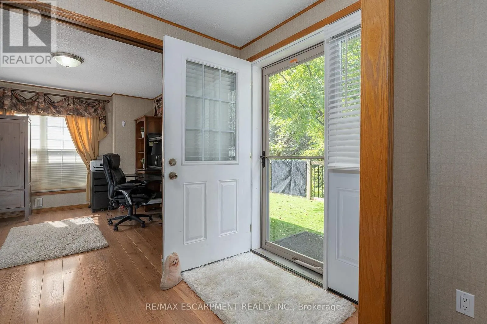 1161 4TH CON ROAD W