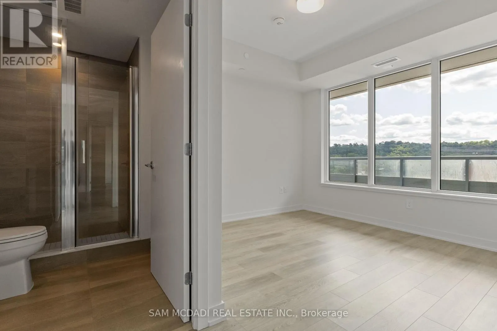 1305 - 212 KING WILLIAM STREET