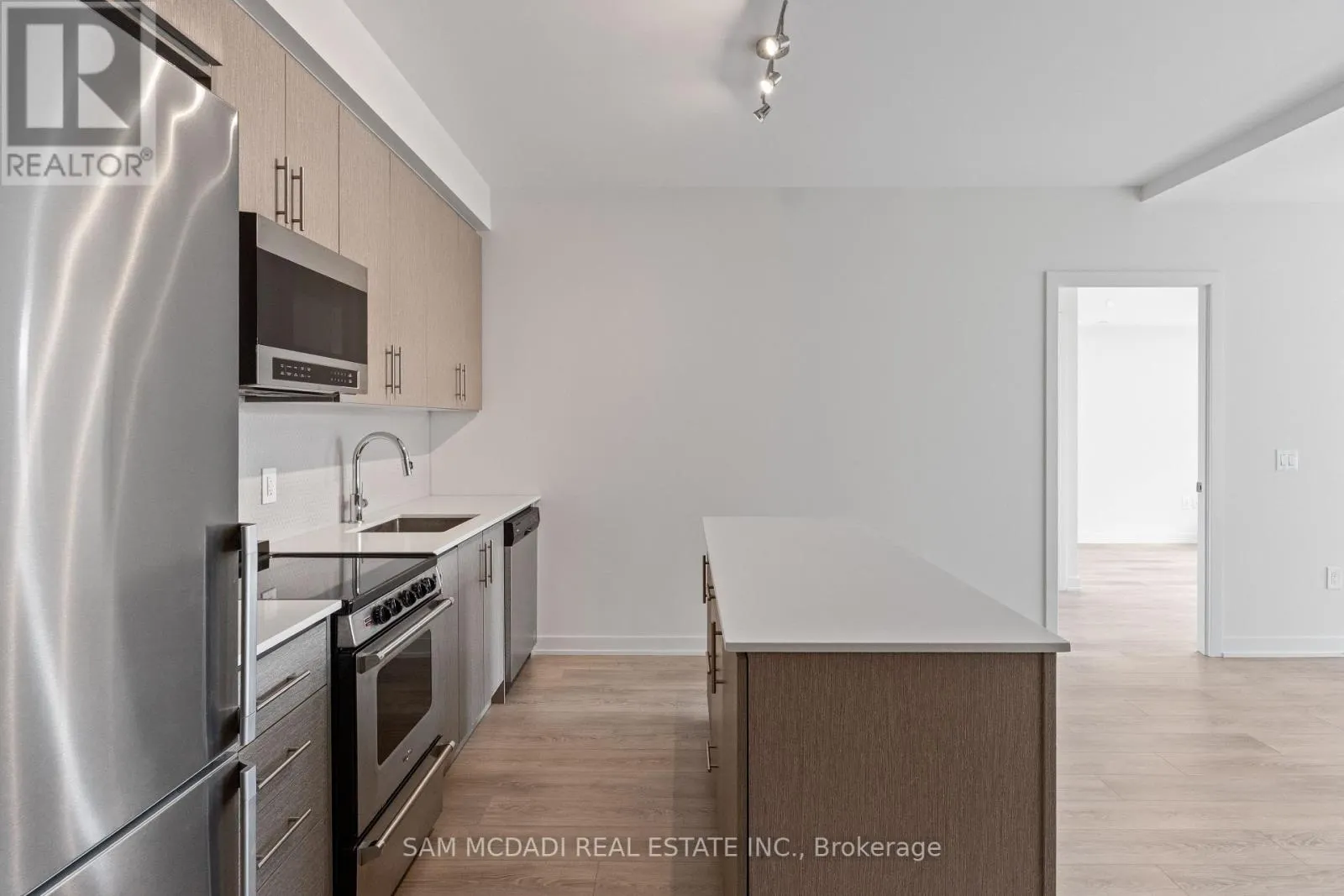 1305 - 212 KING WILLIAM STREET