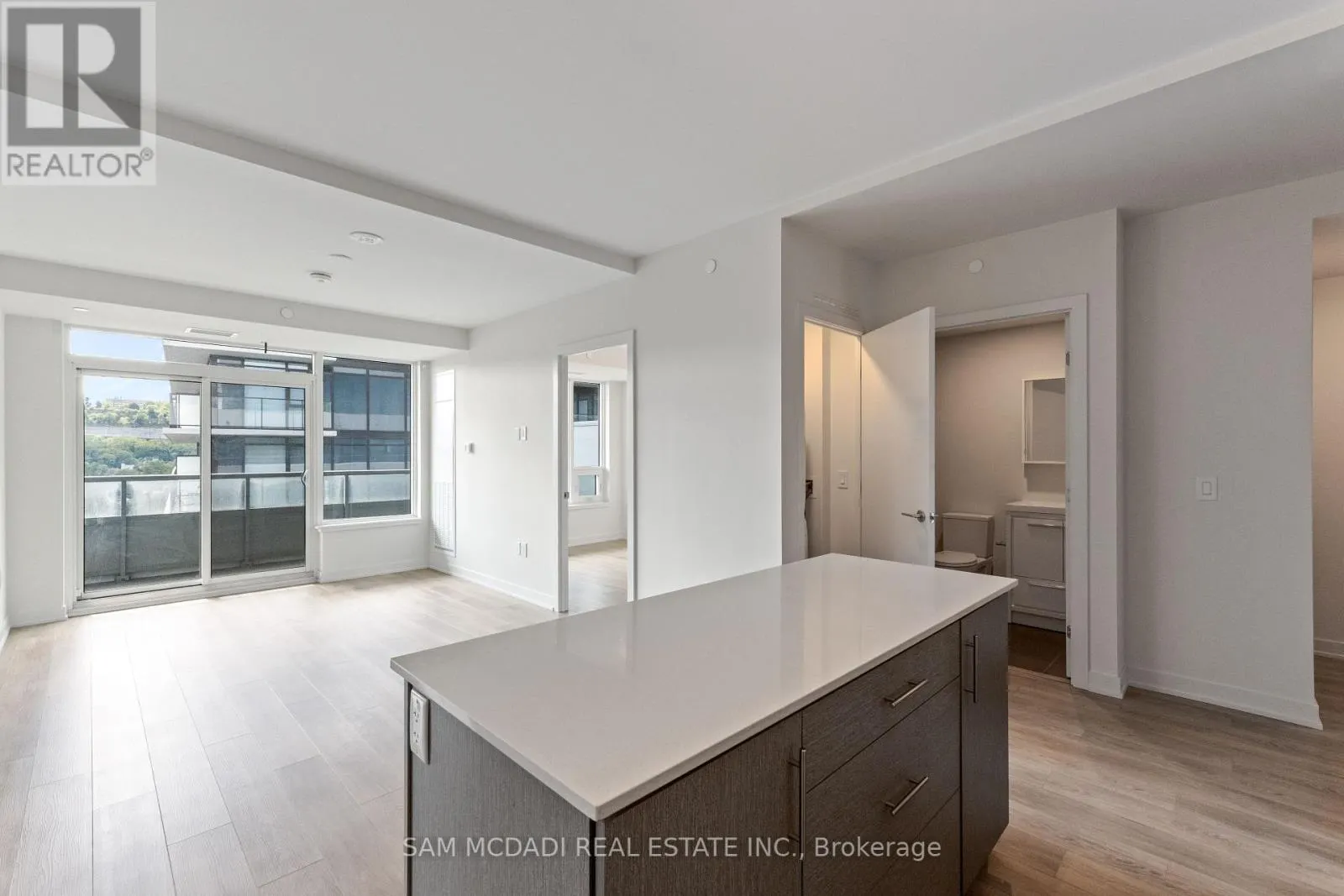 1305 - 212 KING WILLIAM STREET