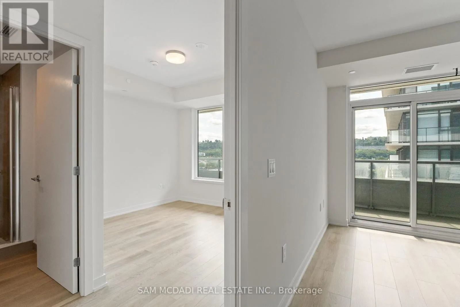 1305 - 212 KING WILLIAM STREET