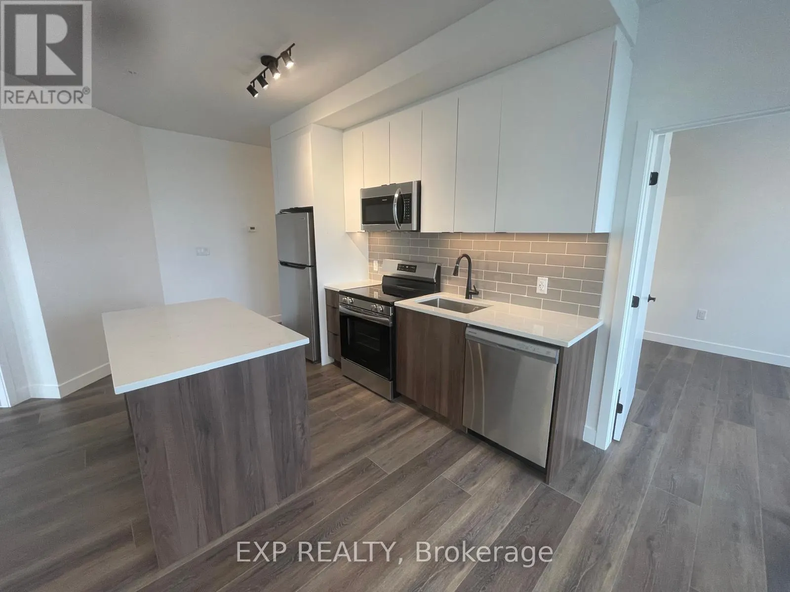 313 - 1600 JAMES NAISMITH DRIVE