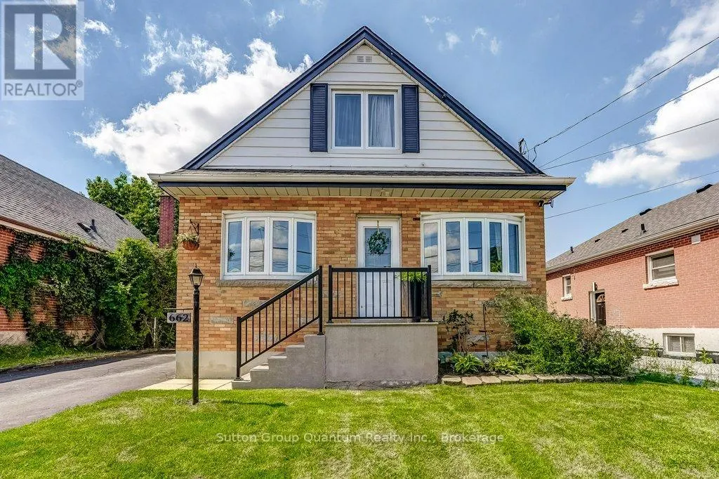 662 UPPER SHERMAN AVENUE
