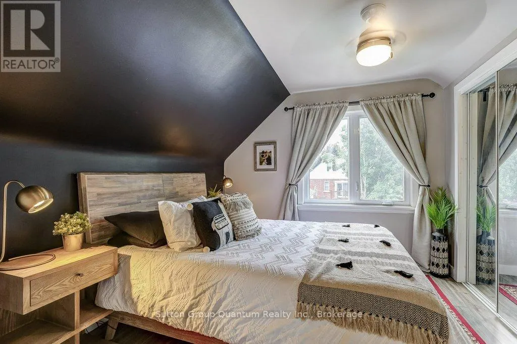 662 UPPER SHERMAN AVENUE