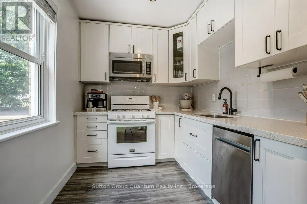 662 UPPER SHERMAN AVENUE