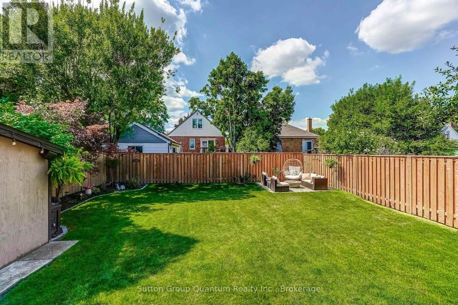 662 UPPER SHERMAN AVENUE