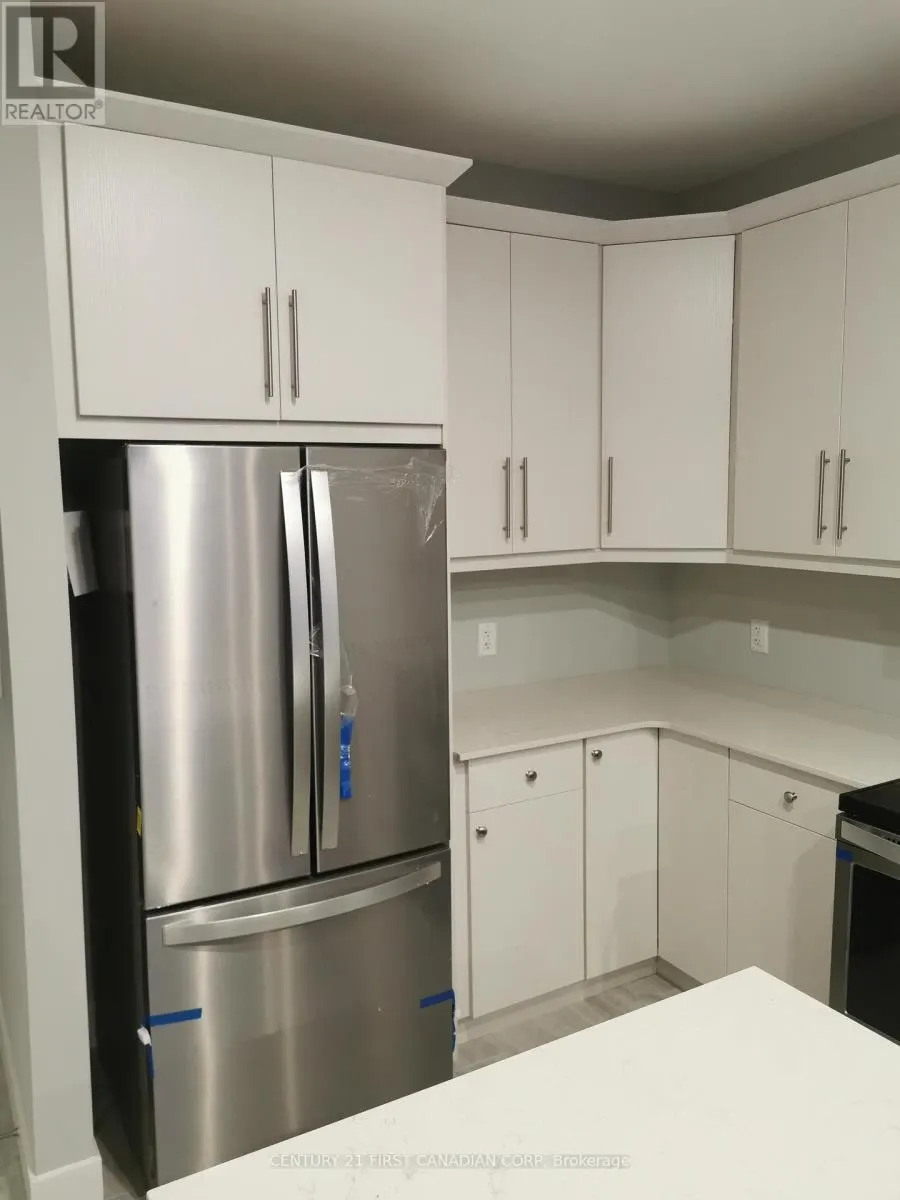 39 - 745 CHELTON ROAD, #39