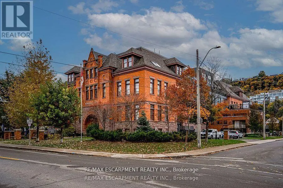 104 - 200 STINSON STREET