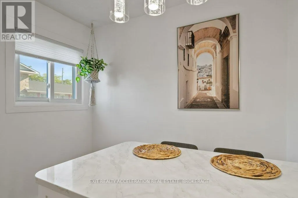2 - 73 LYWOOD STREET, #2