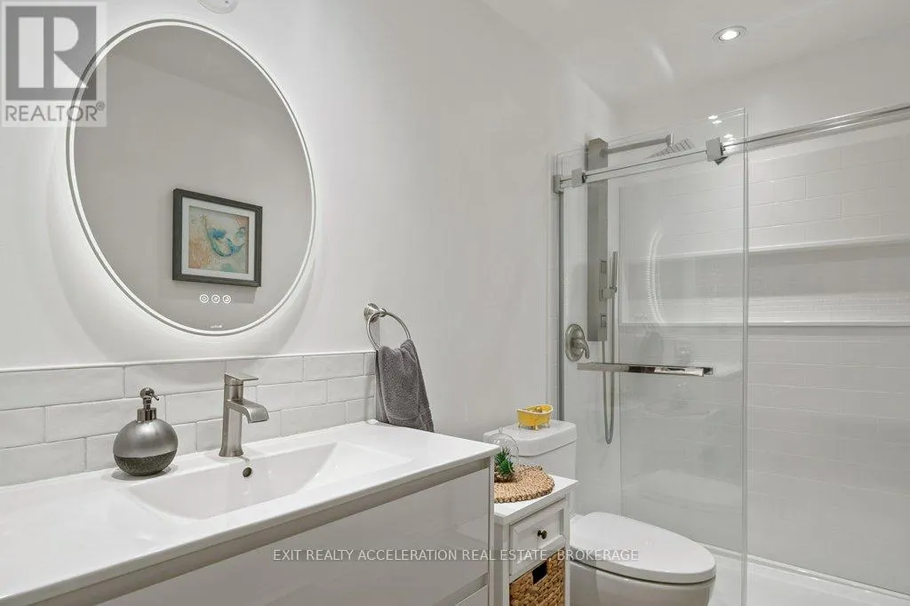 2 - 73 LYWOOD STREET, #2