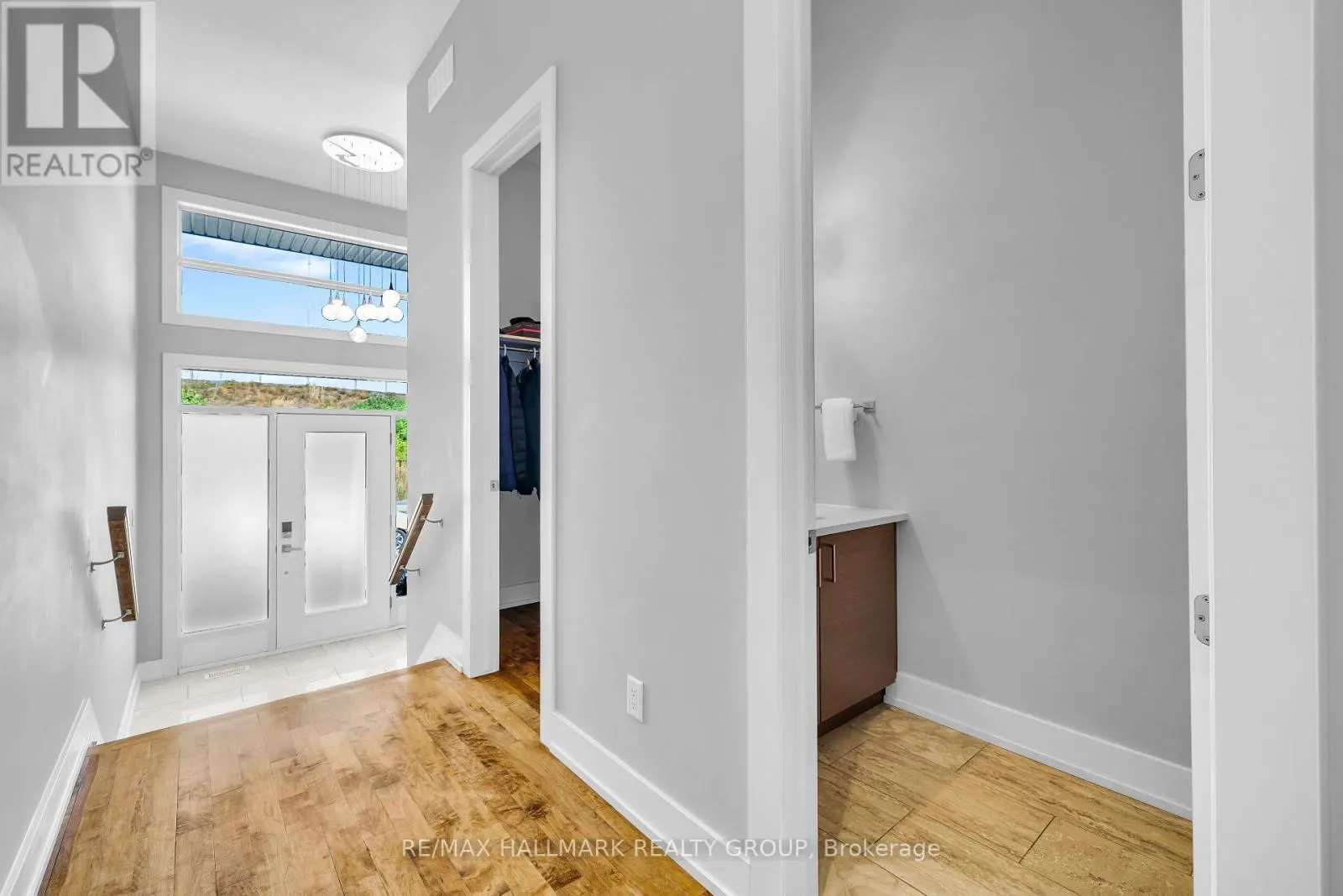 42B YOUNG STREET