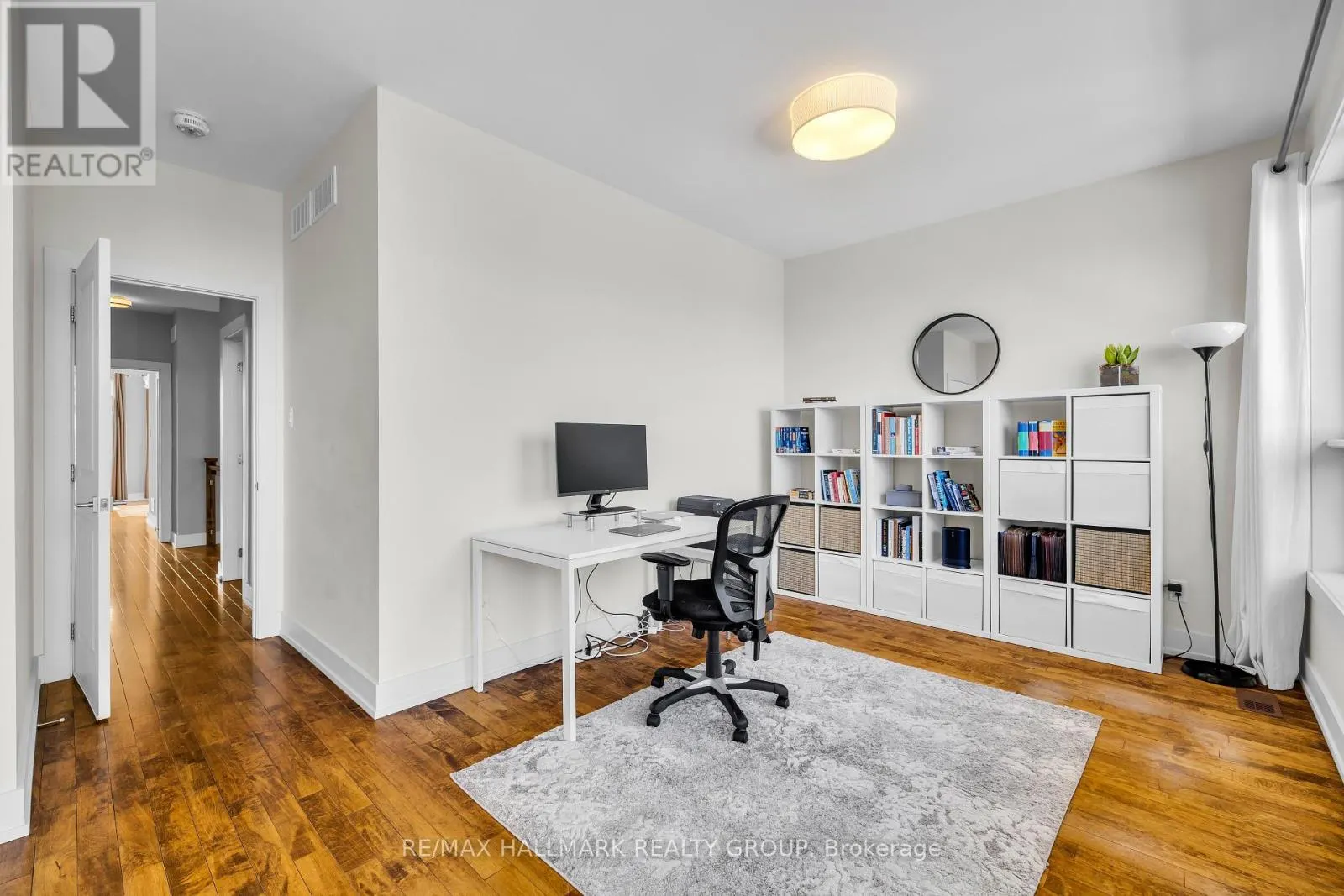 42B YOUNG STREET
