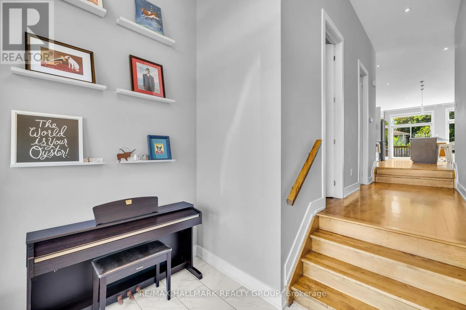 42B YOUNG STREET