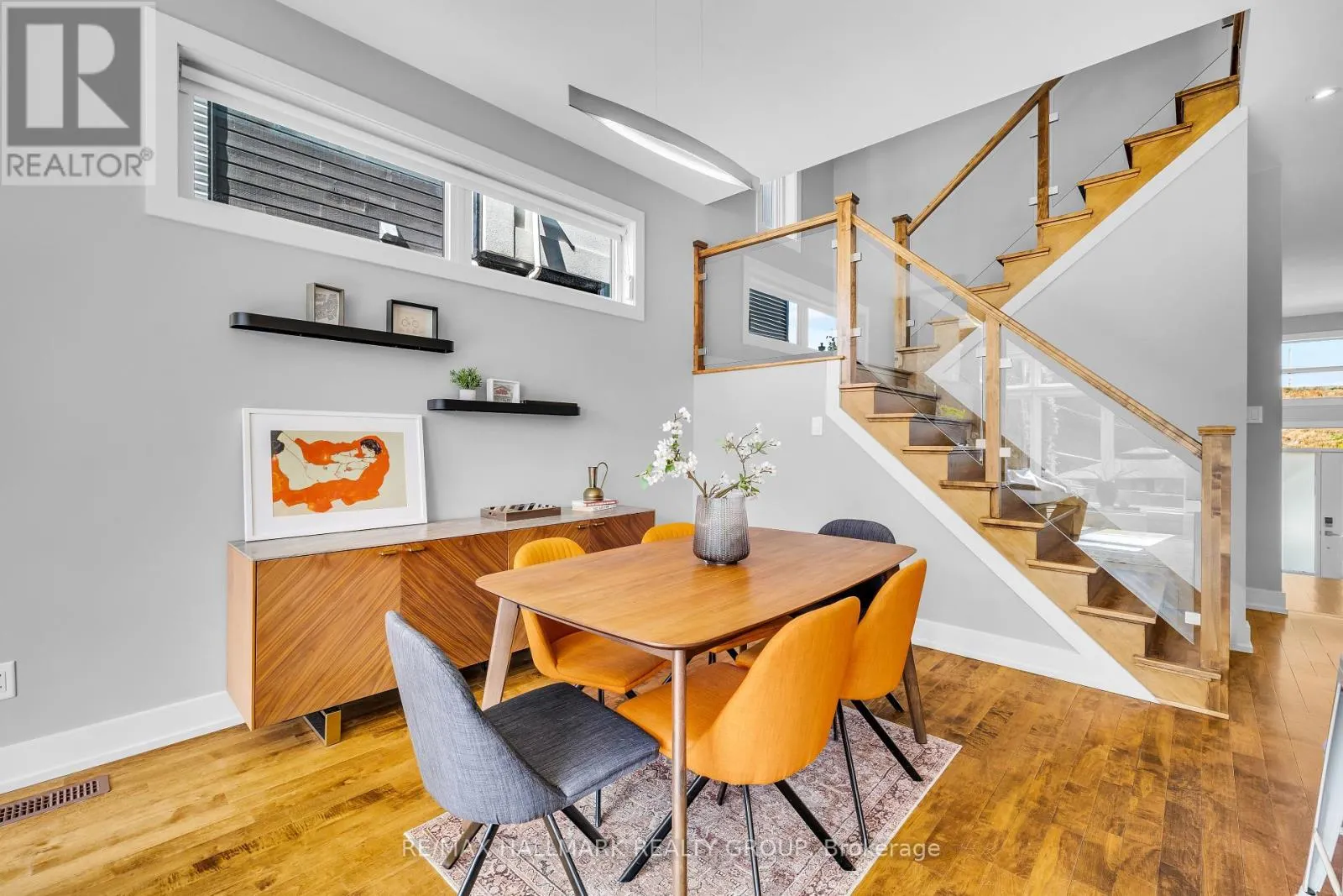 42B YOUNG STREET