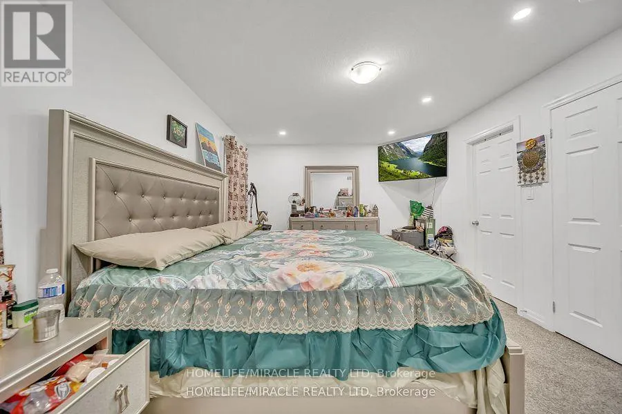 421 FREURE DRIVE
