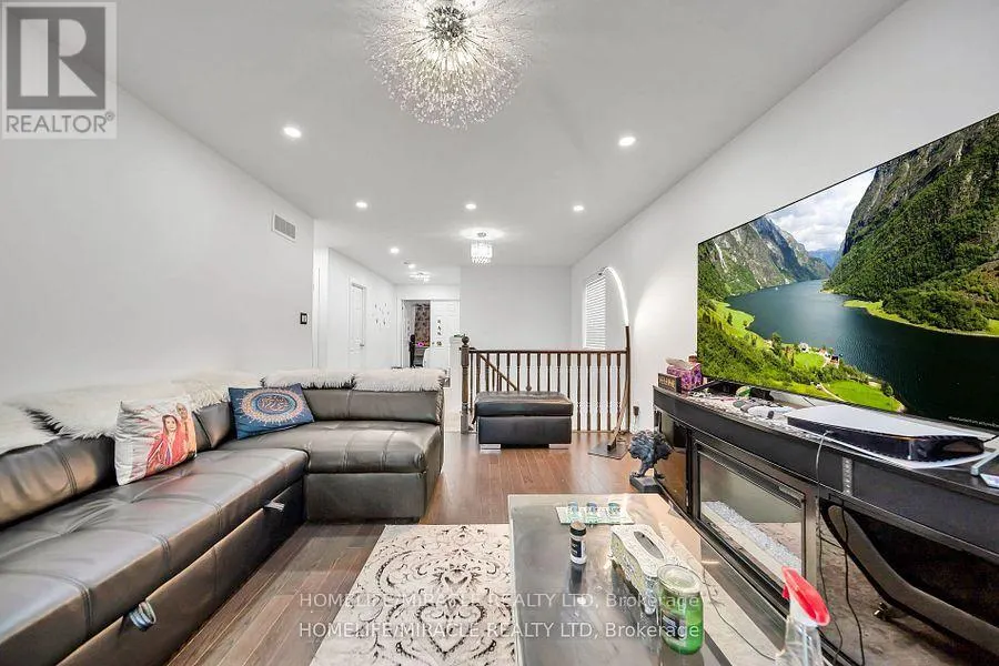 421 FREURE DRIVE