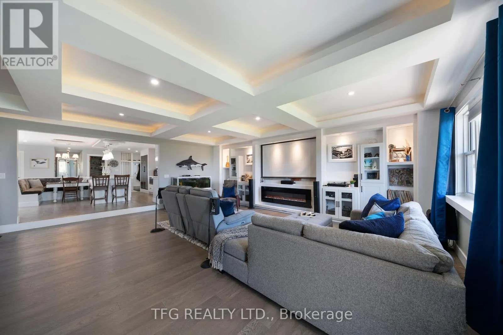 27 GREENWAY CIRCLE