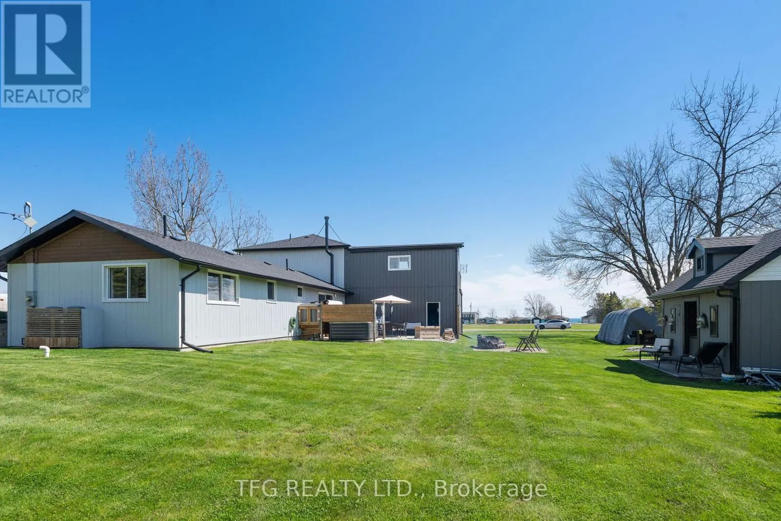 27 GREENWAY CIRCLE