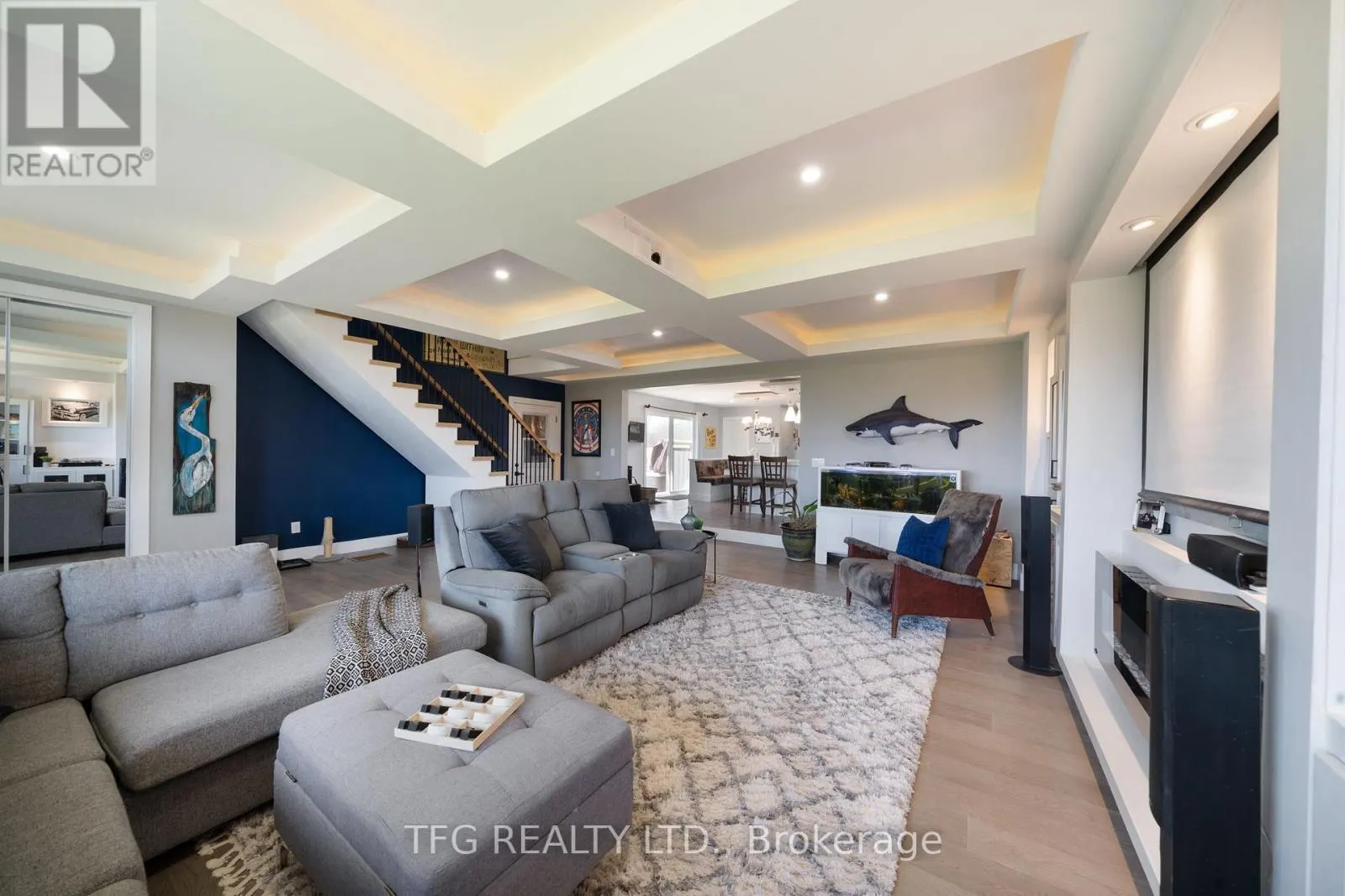 27 GREENWAY CIRCLE