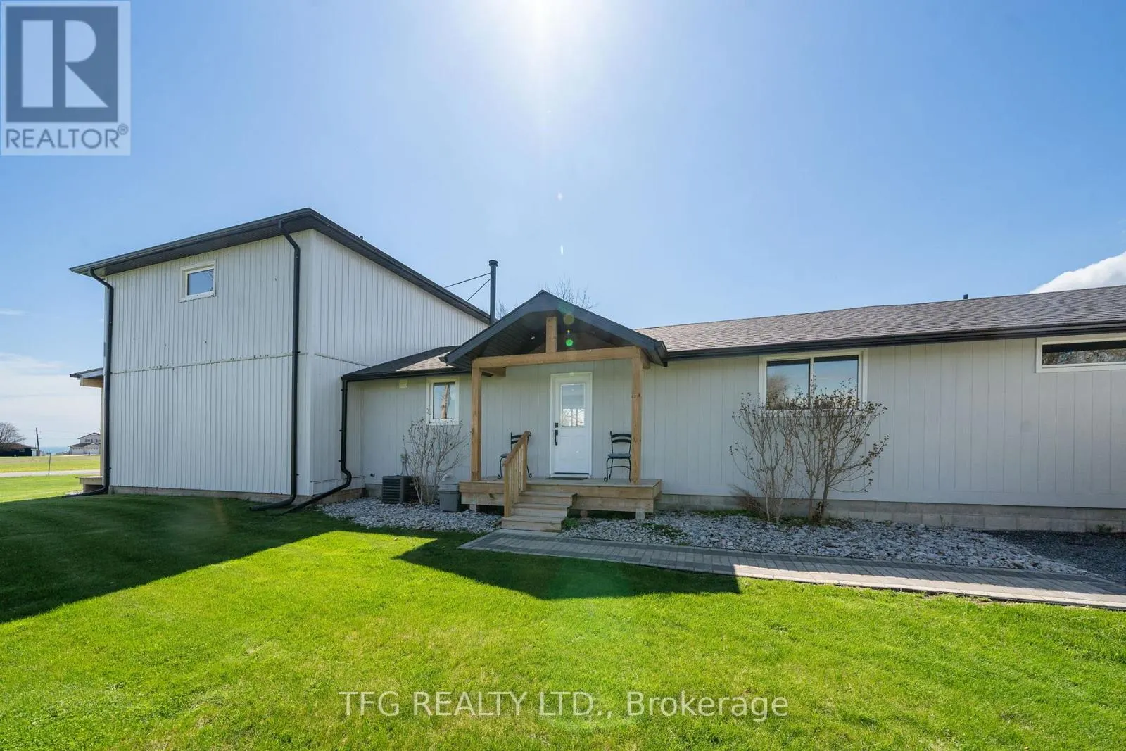 27 GREENWAY CIRCLE