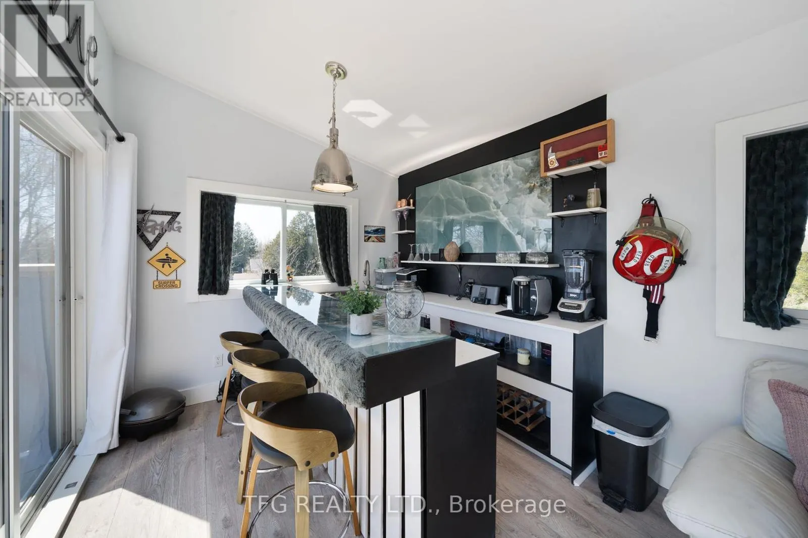27 GREENWAY CIRCLE