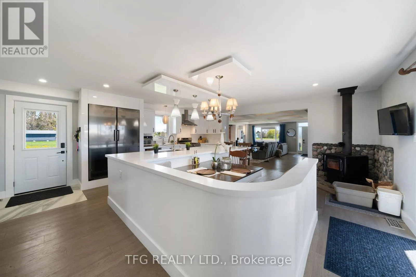 27 GREENWAY CIRCLE