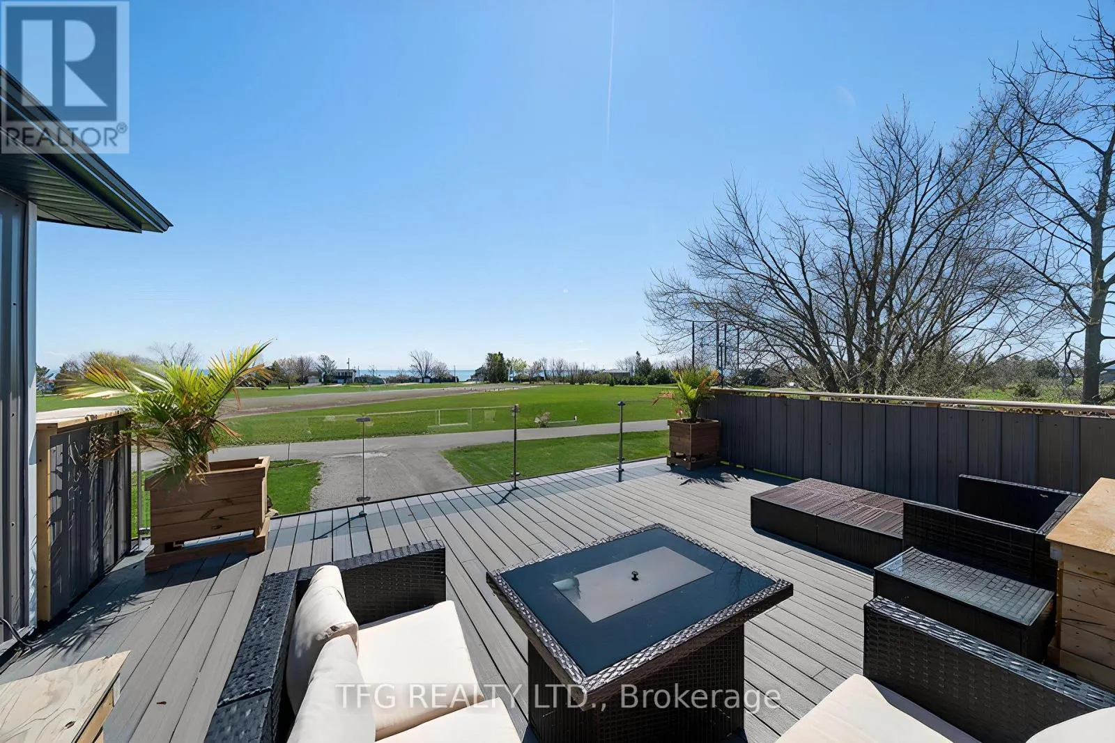 27 GREENWAY CIRCLE