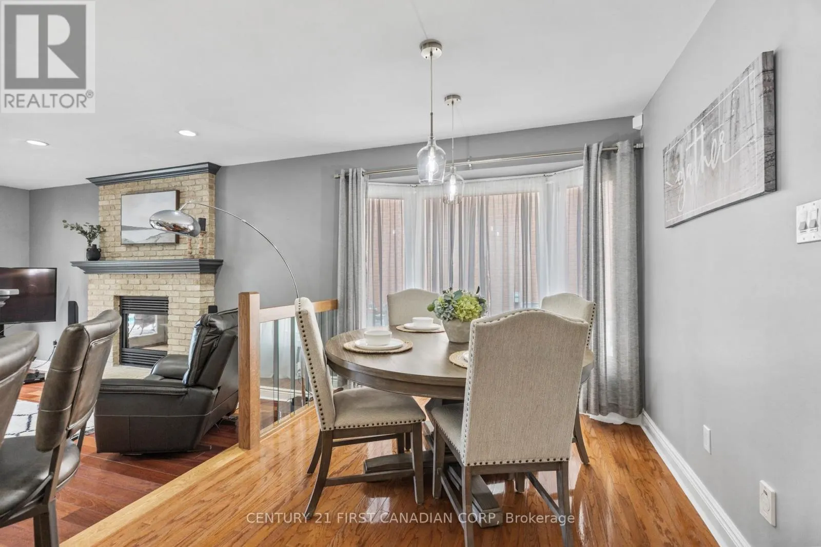 2 LONGVIEW COURT