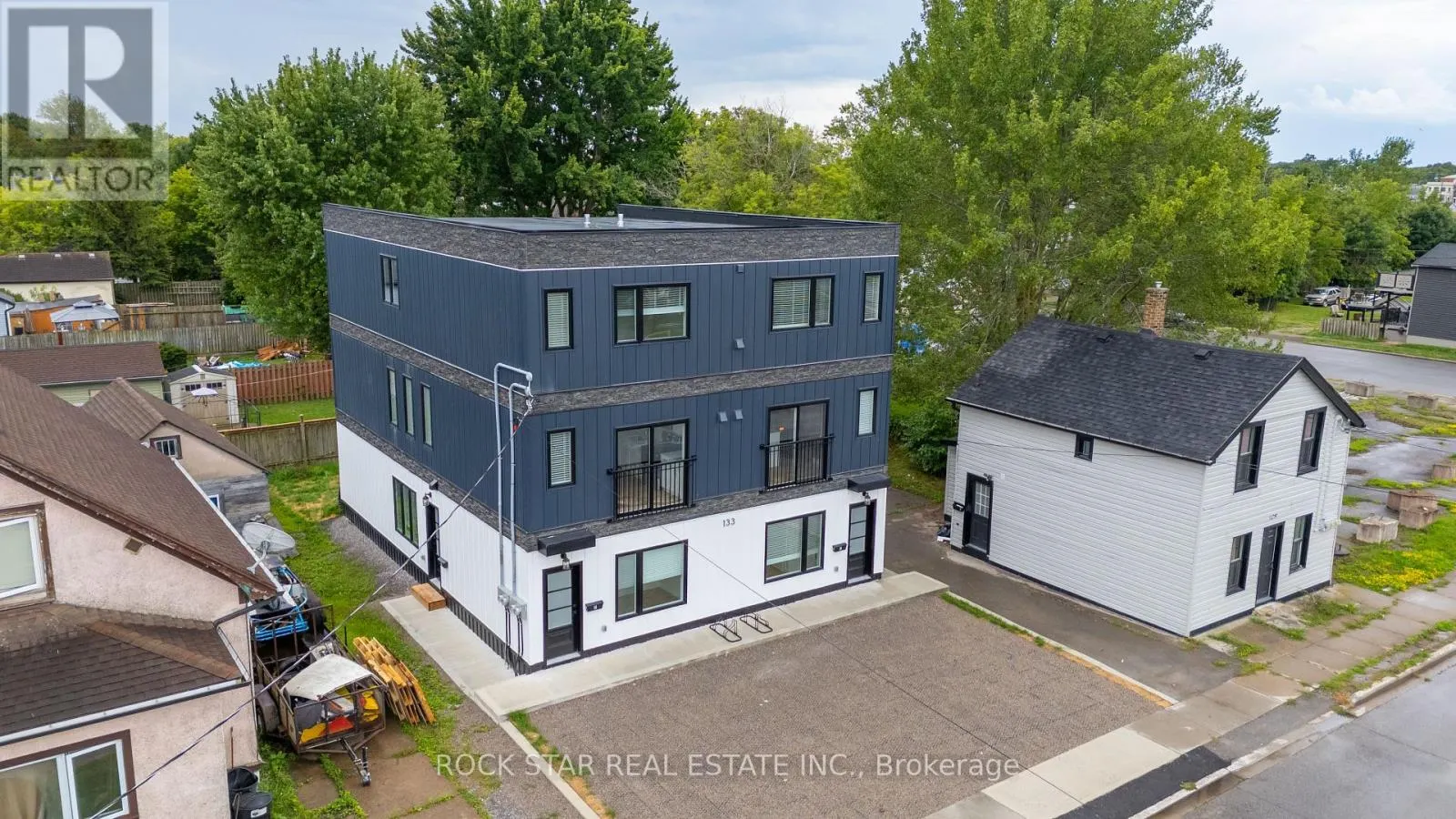 UNIT A - 133 DURHAM STREET