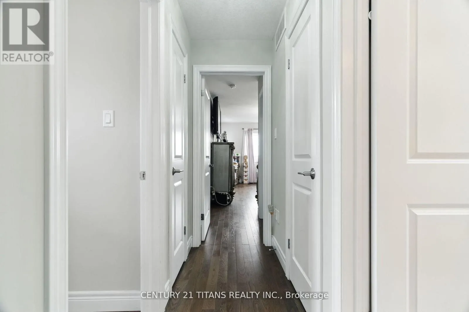 2 SPARROW CRESCENT E