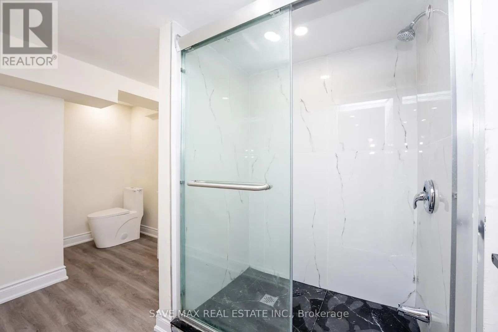 441 WEST 5TH STREET