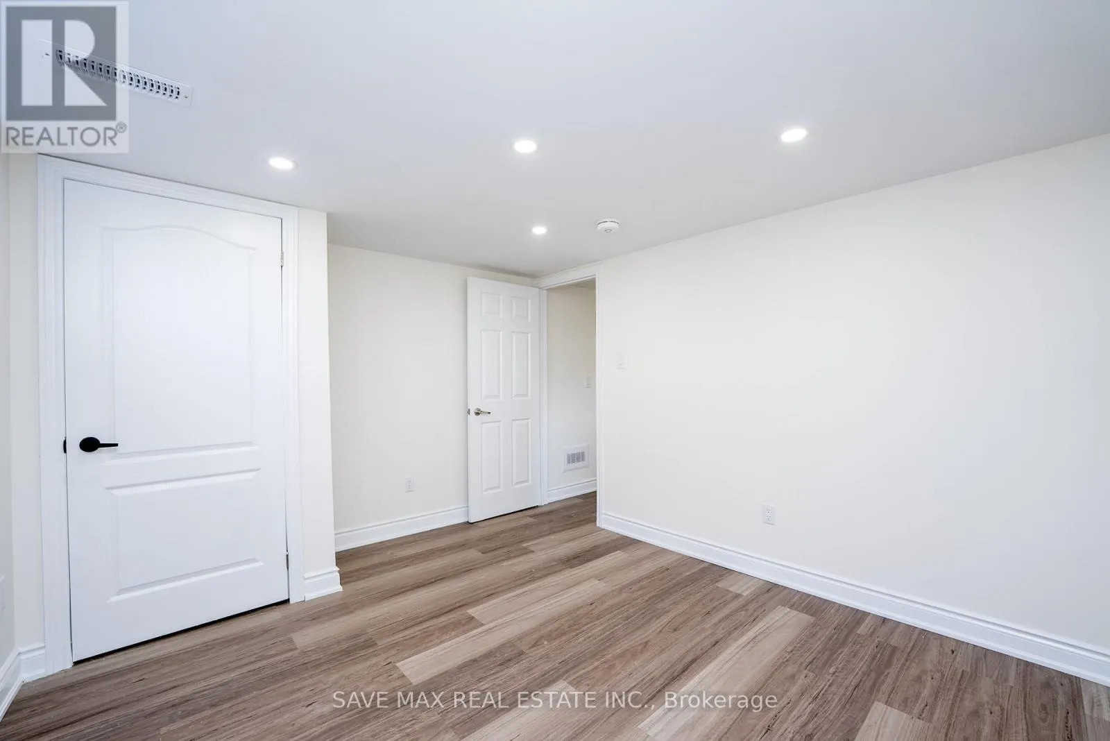 441 WEST 5TH STREET