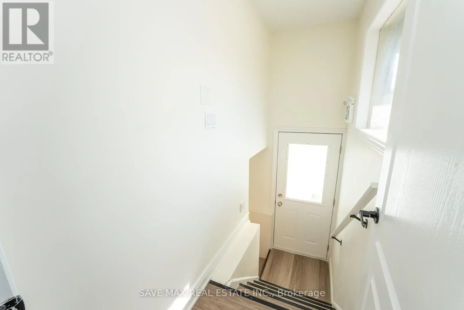 441 WEST 5TH STREET