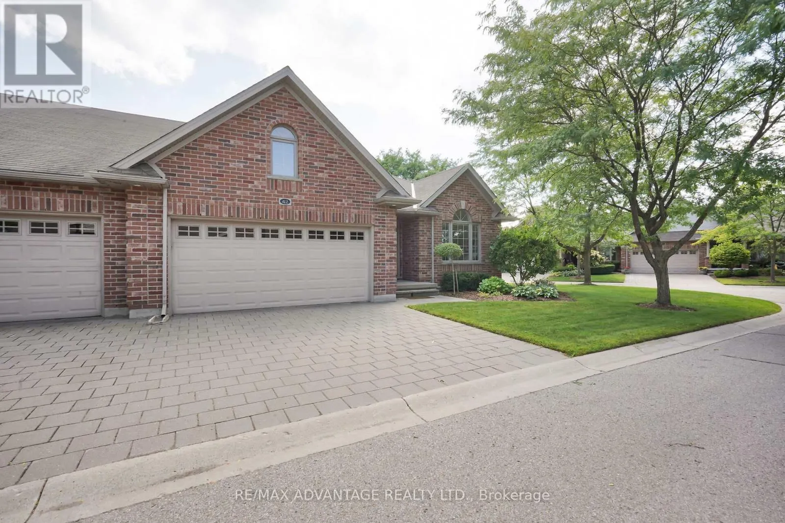 42 - 1502 WARBLER WOODS WALK, #42