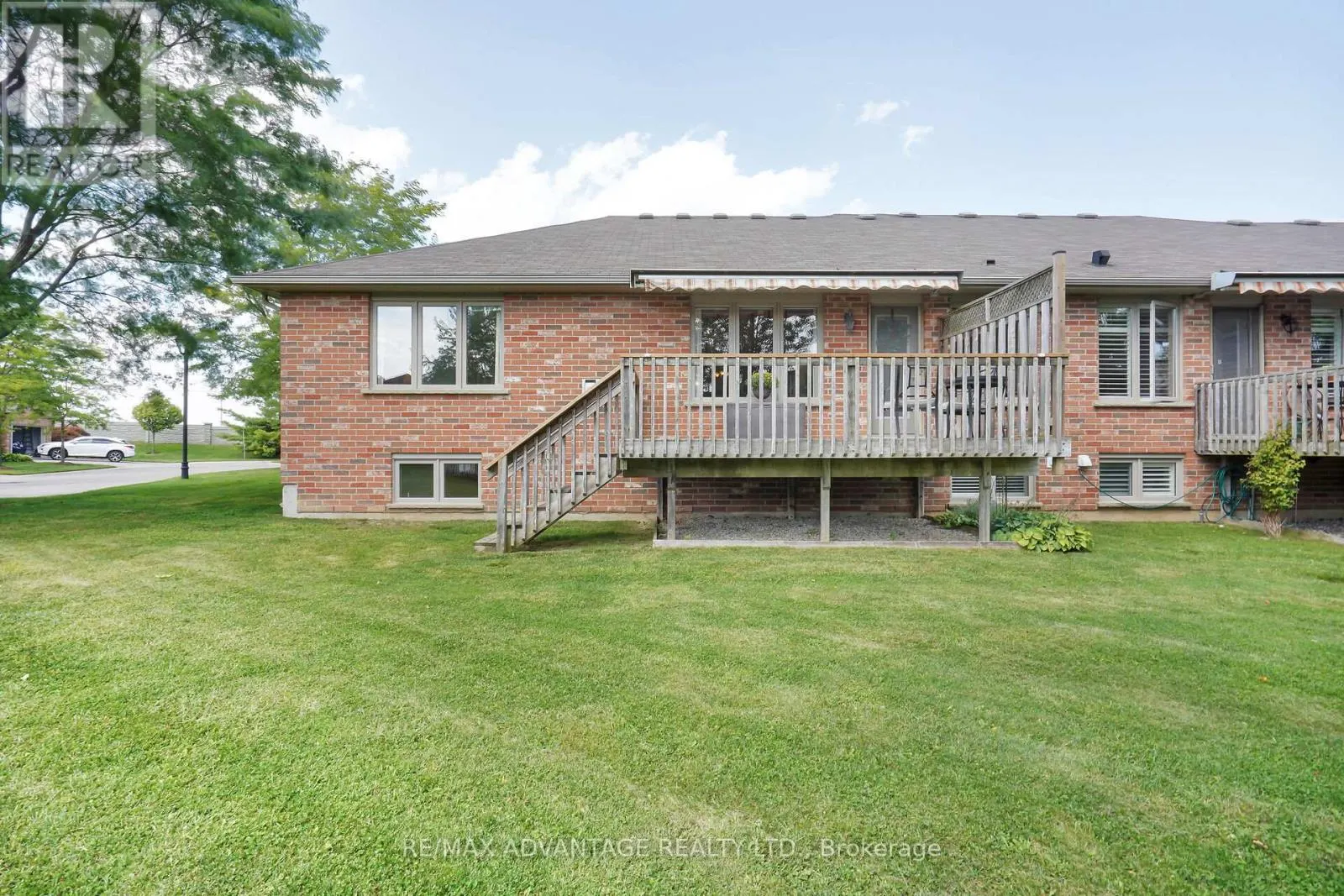 42 - 1502 WARBLER WOODS WALK, #42