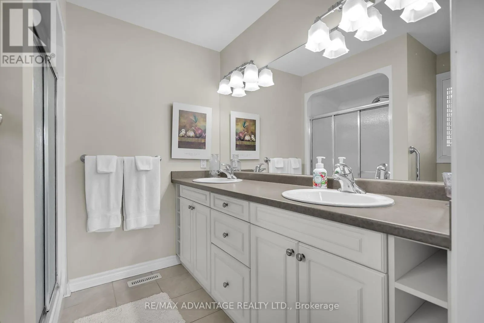 42 - 1502 WARBLER WOODS WALK, #42